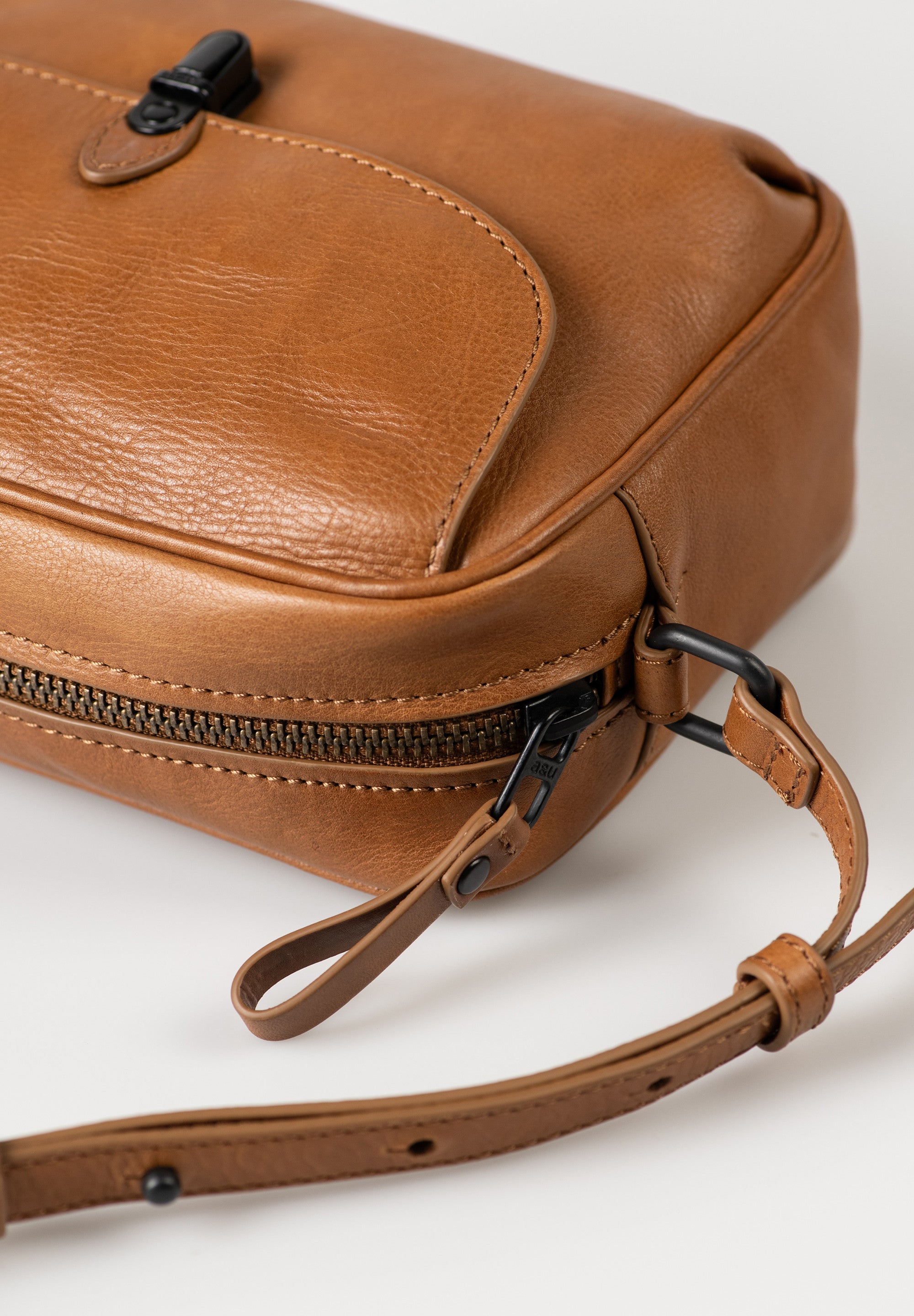 Crossbodytas leder Aunts & Uncles