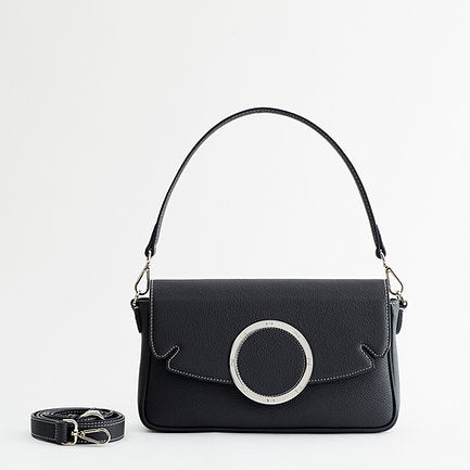 Hiro handtas Nathan-Baume