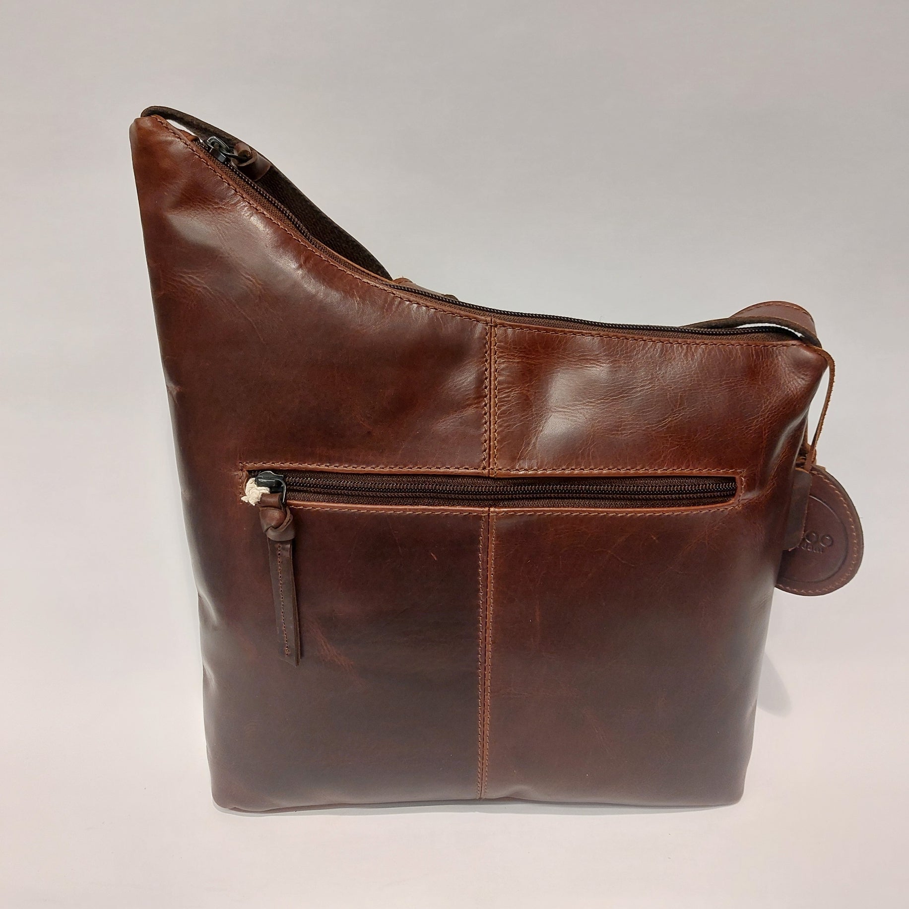 Handtas leder Saccoo Pista