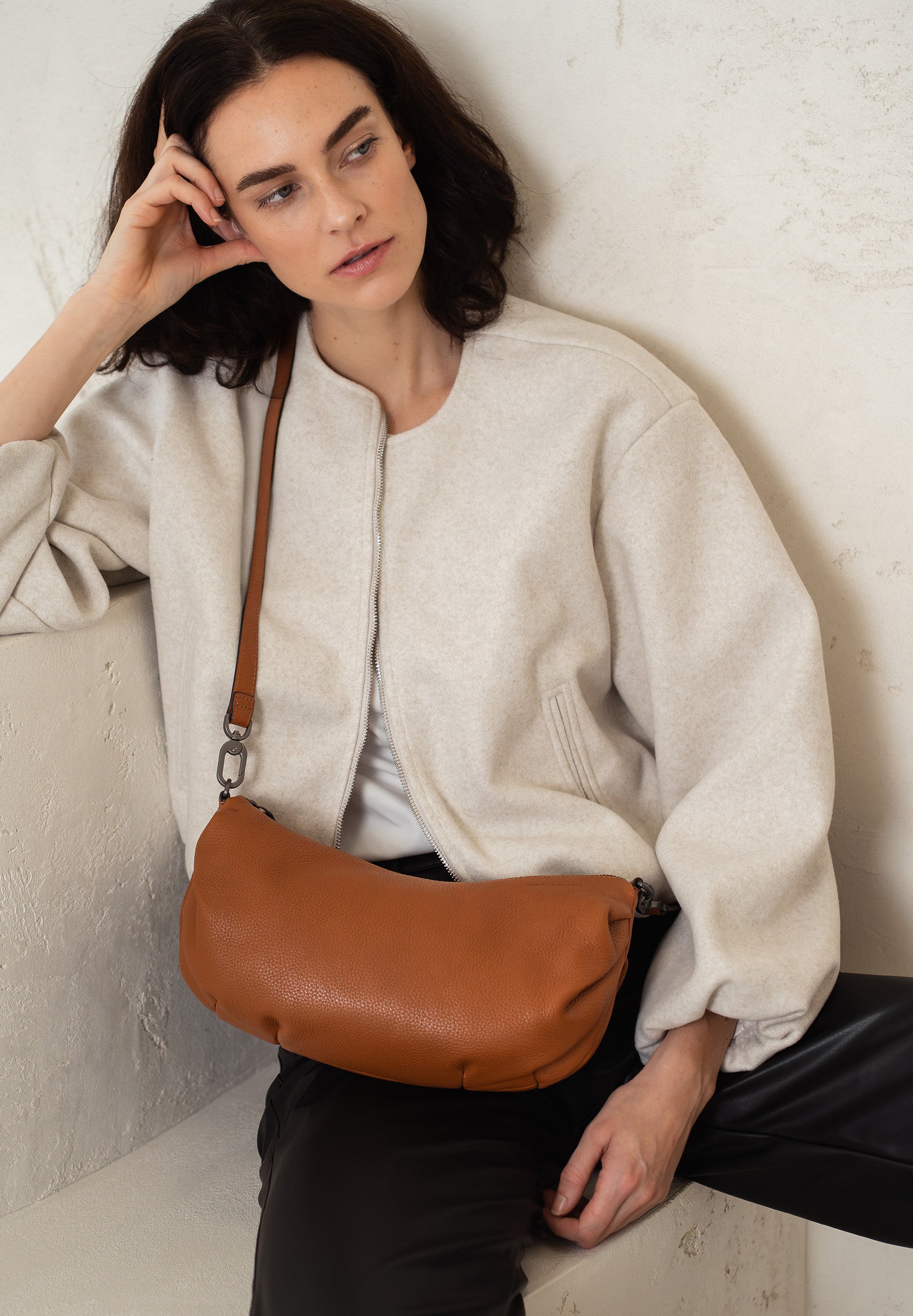 Crossbody Aunts & Uncles Sparkle