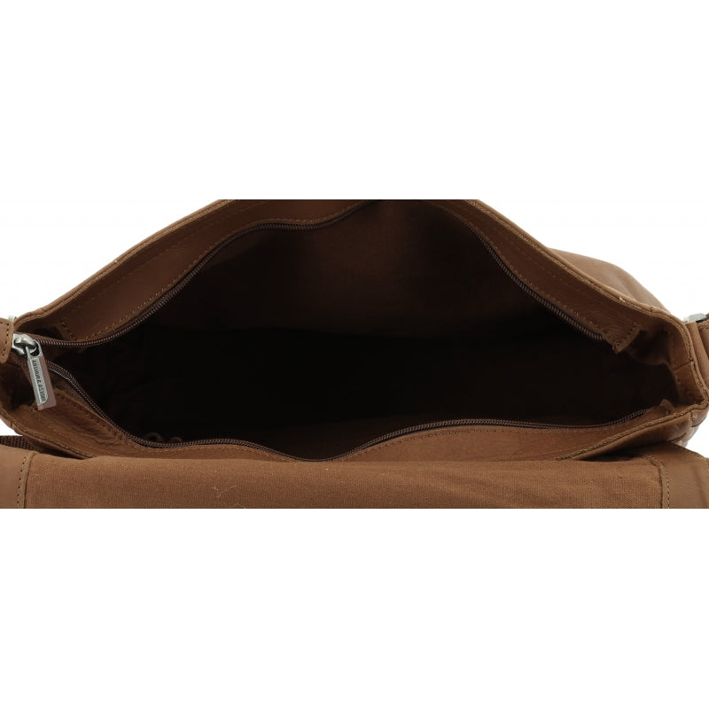 Postbag A & A Oscar 1978-04