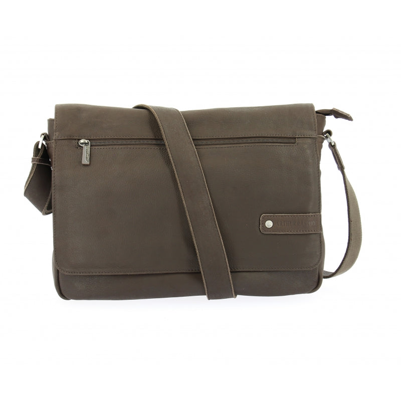 Postbag A & A Oscar 1978-04