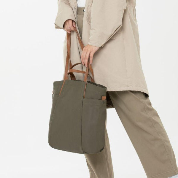 Shopper Aunts & Uncles