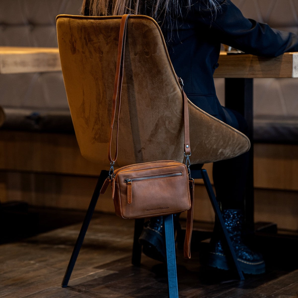 Crossovertas The Chesterfield Brand Samui