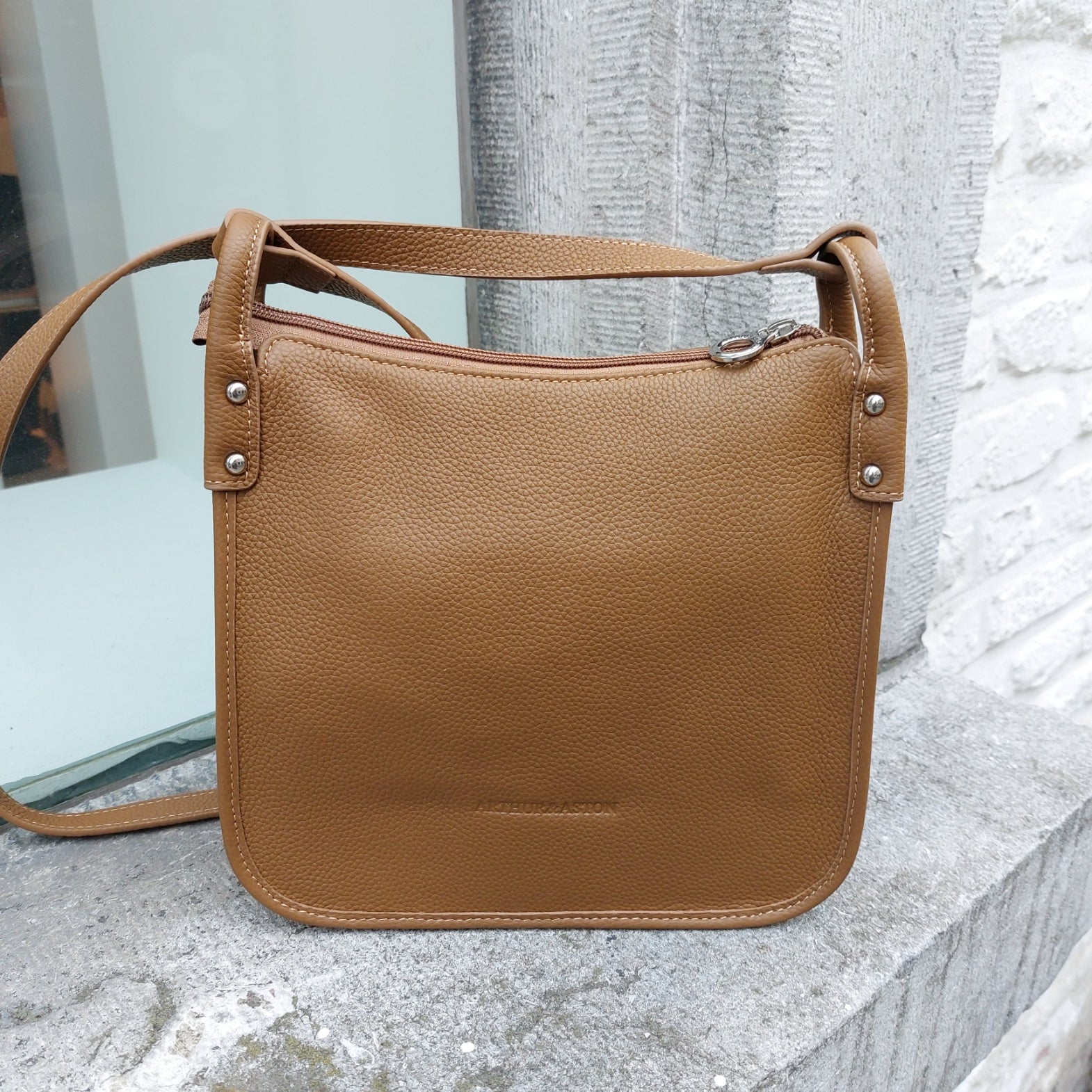 Handtas leder Rosalia biscuit camel