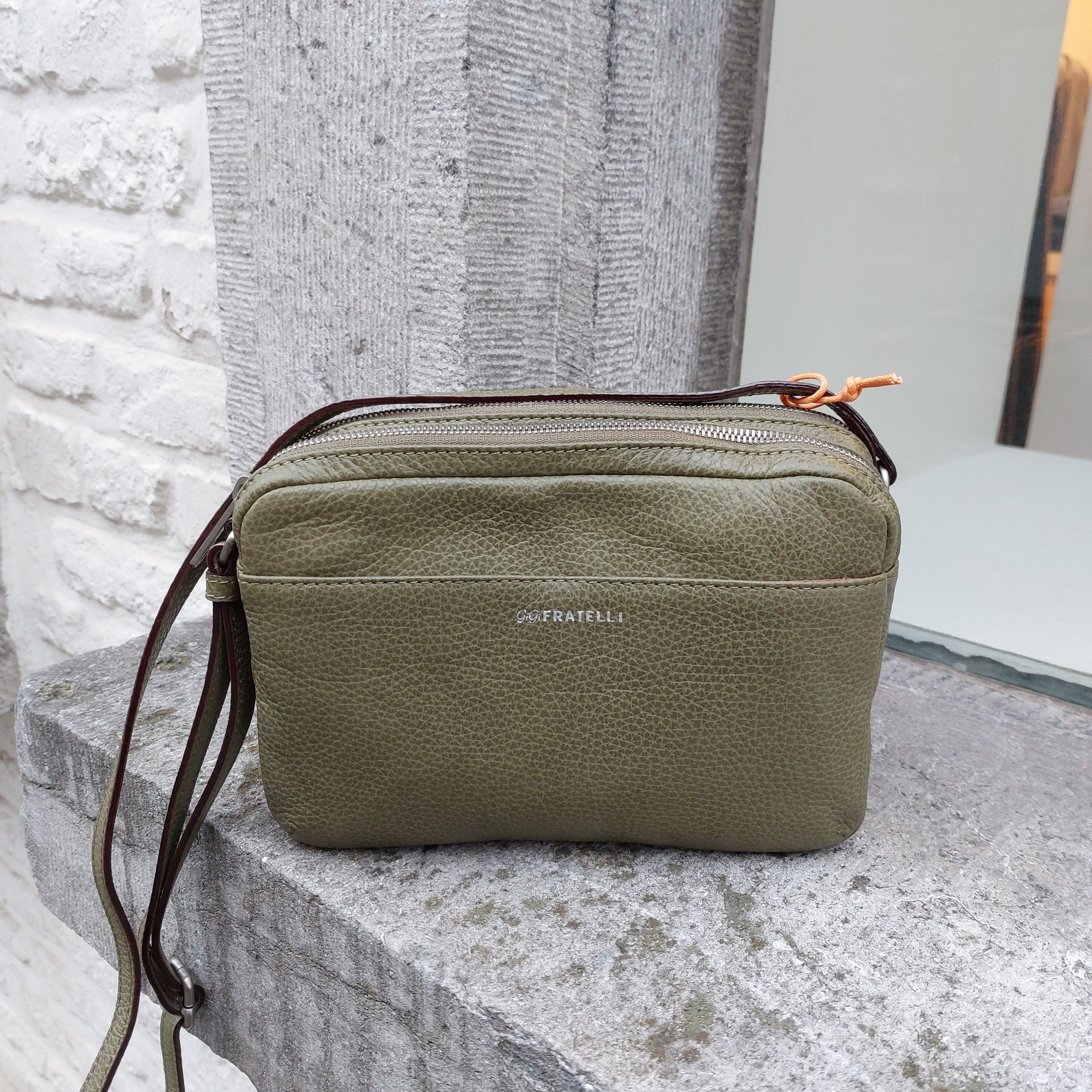 Handtas leder Gigi Fratelli groen