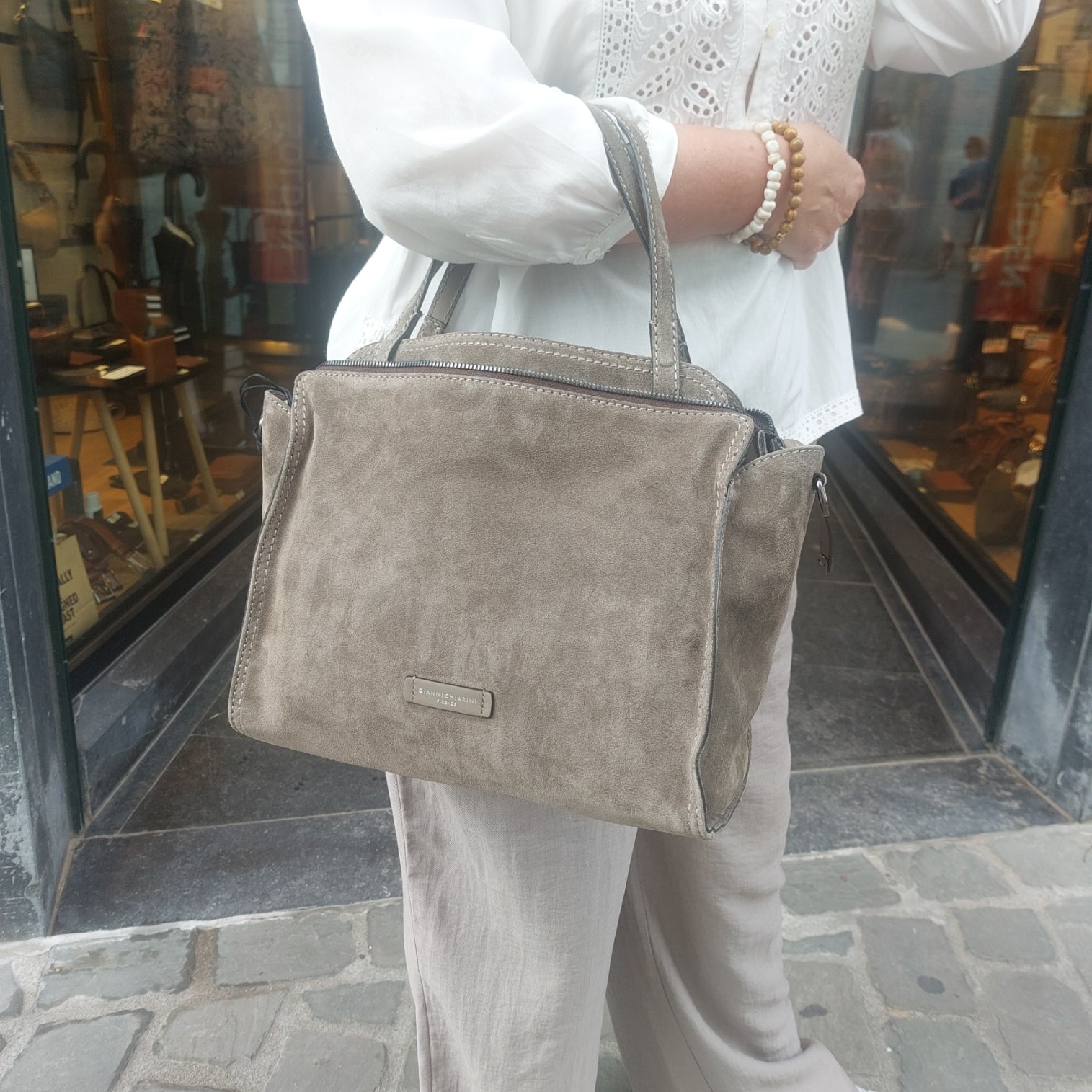 Handtas soepel suède Gianni Chiarini