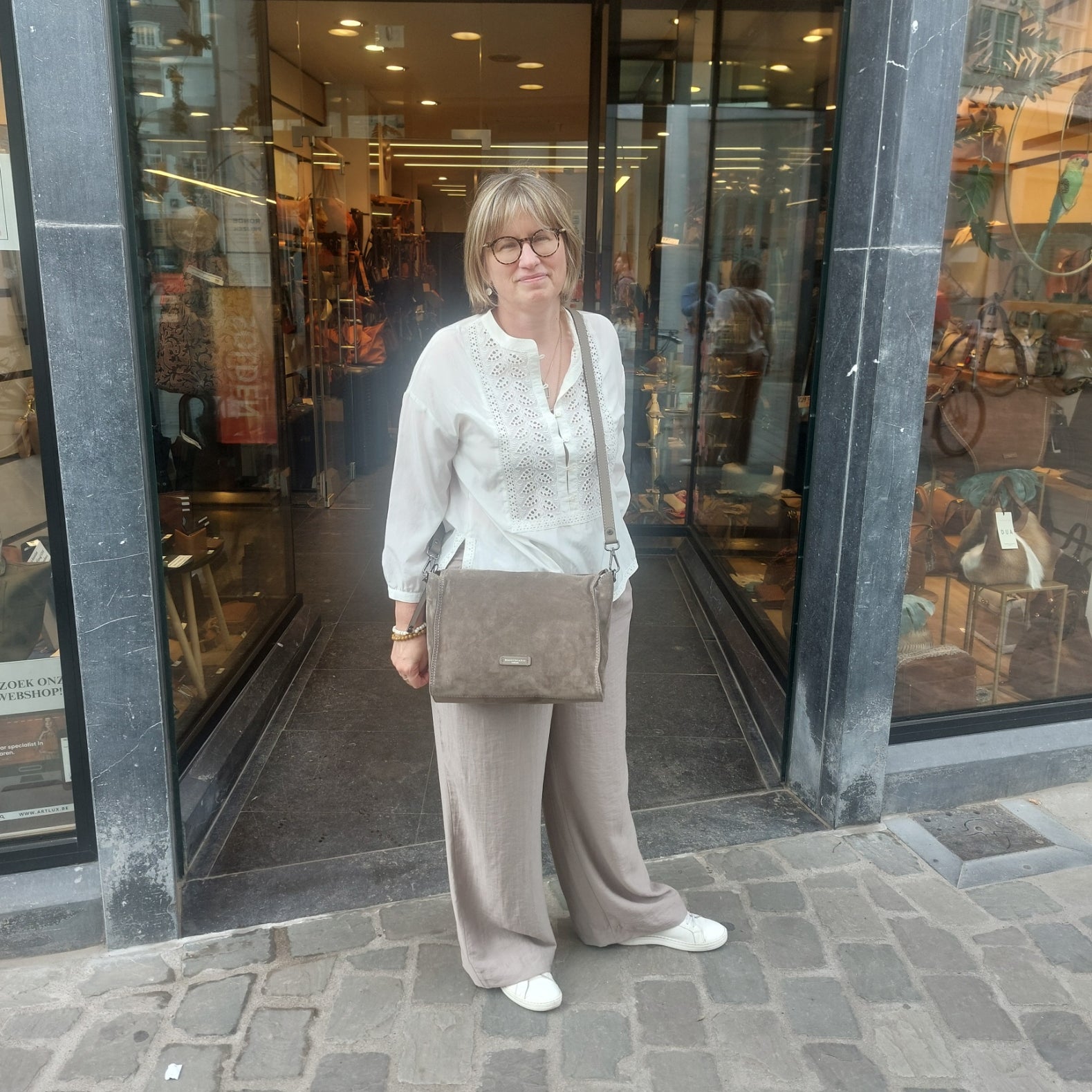 Handtas soepel suède Gianni Chiarini