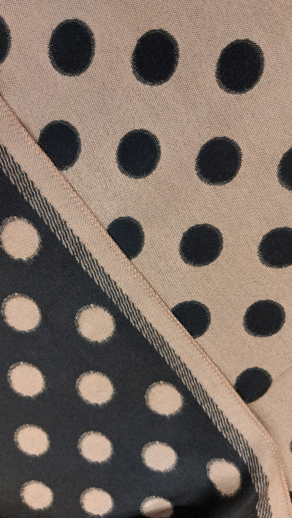 Sjaal Little Dots