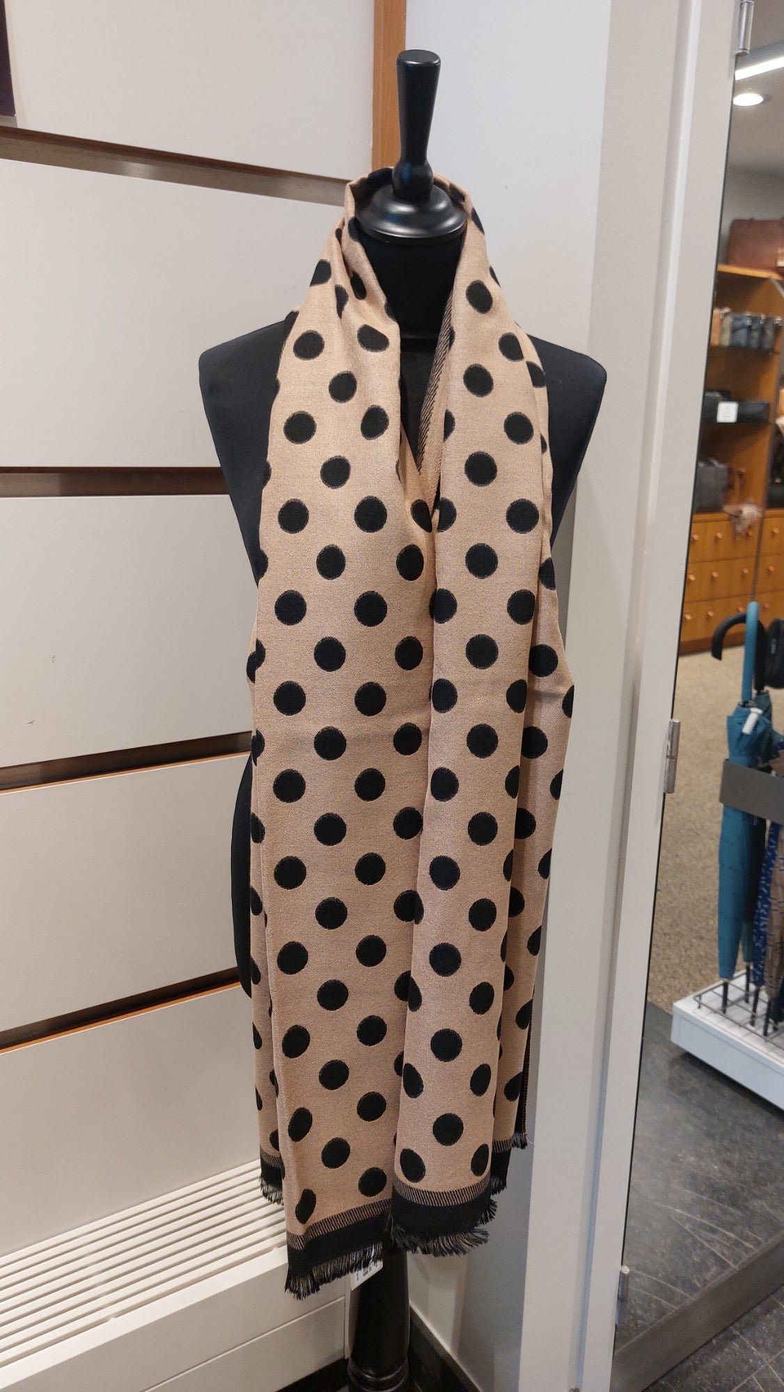Sjaal Little Dots