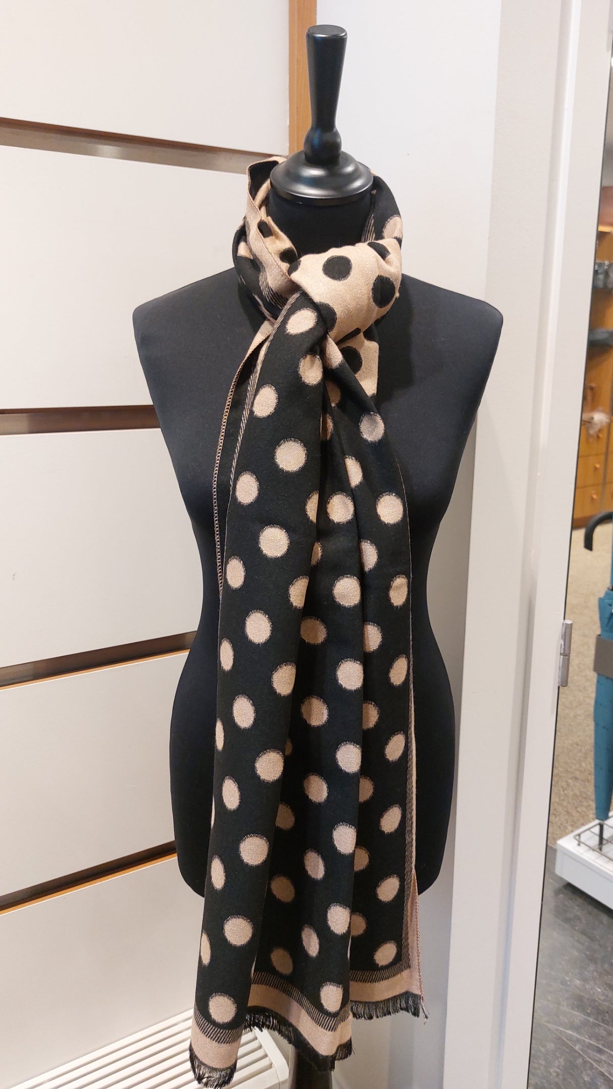 Sjaal Little Dots