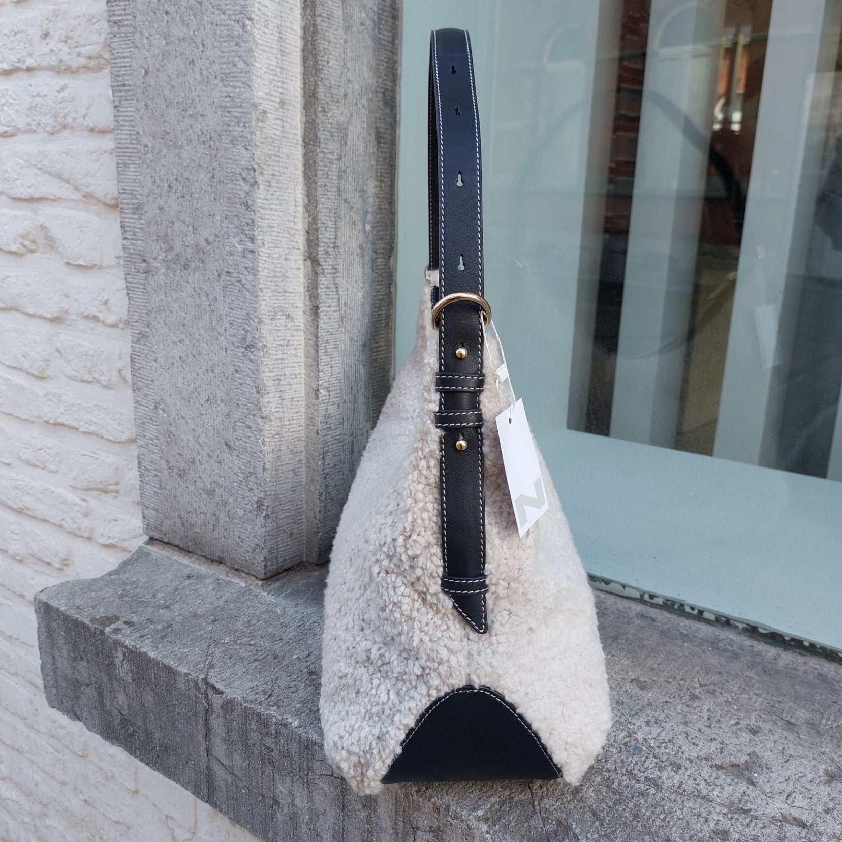 Carrie Shearling schoudertas Nathan-Baume