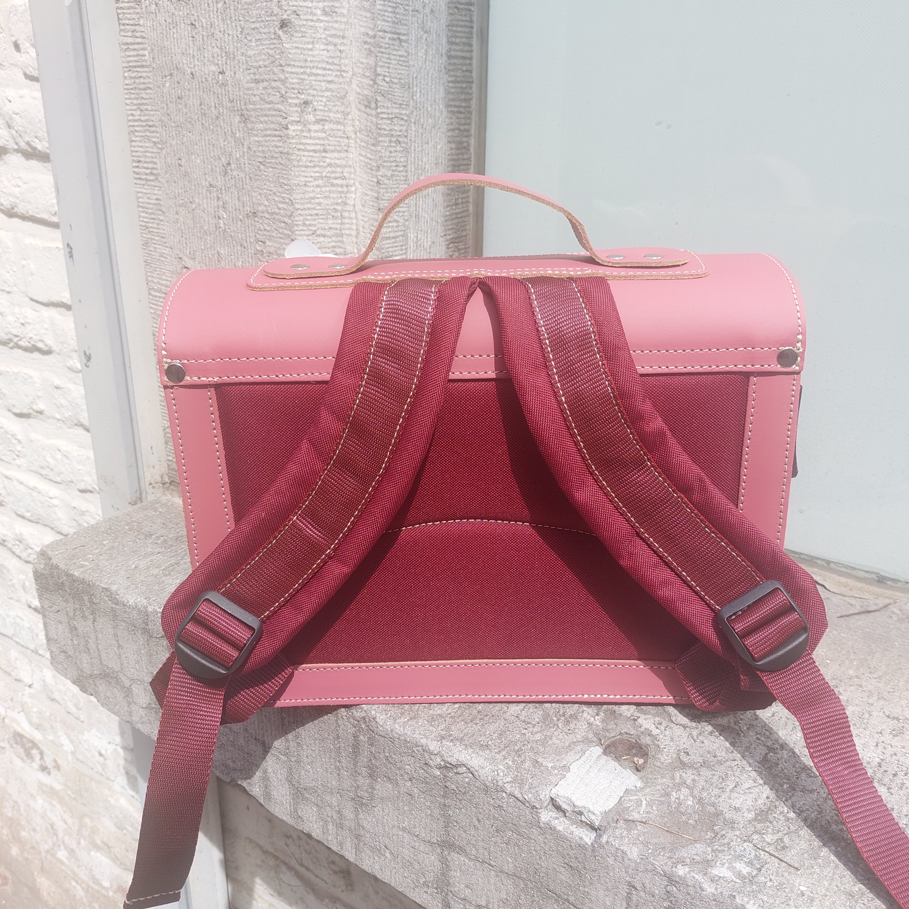 Boekentasje Own Stuff kleuter OS.012 Antiek Pink Rabbit