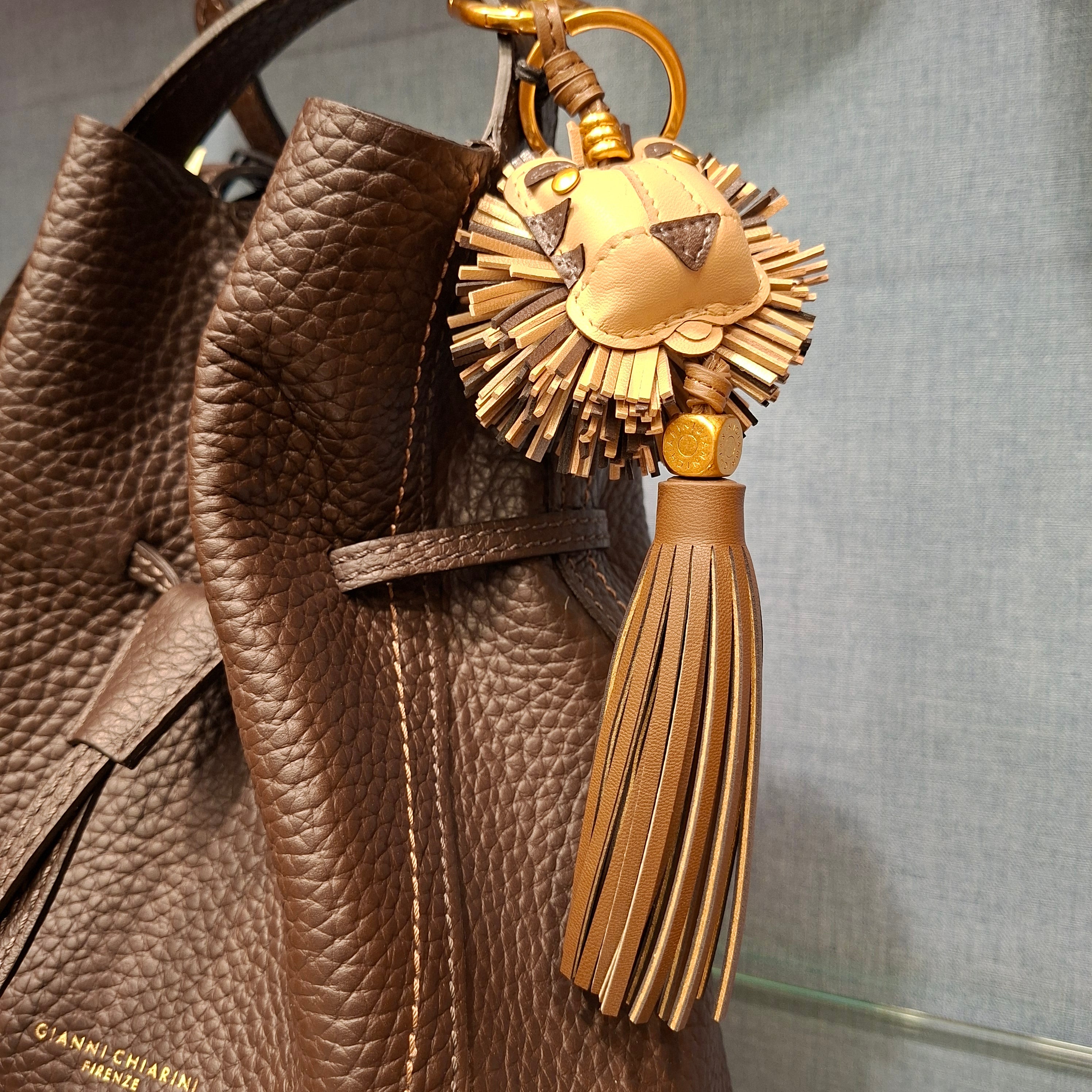 Gianni Chiarini keychain Leo