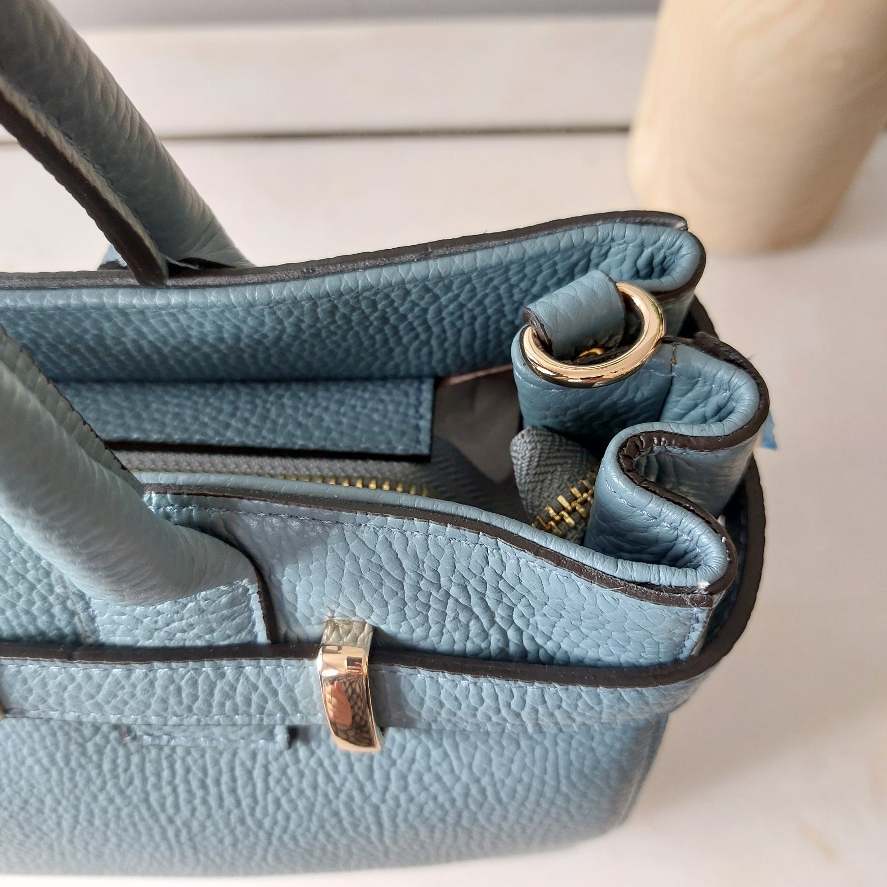 Détail handtas leder 413