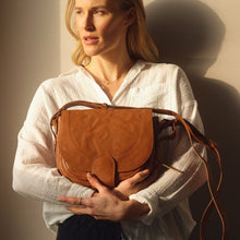 Afbeelding in Gallery-weergave laden, Handtas leder Aunts &amp; Uncles
