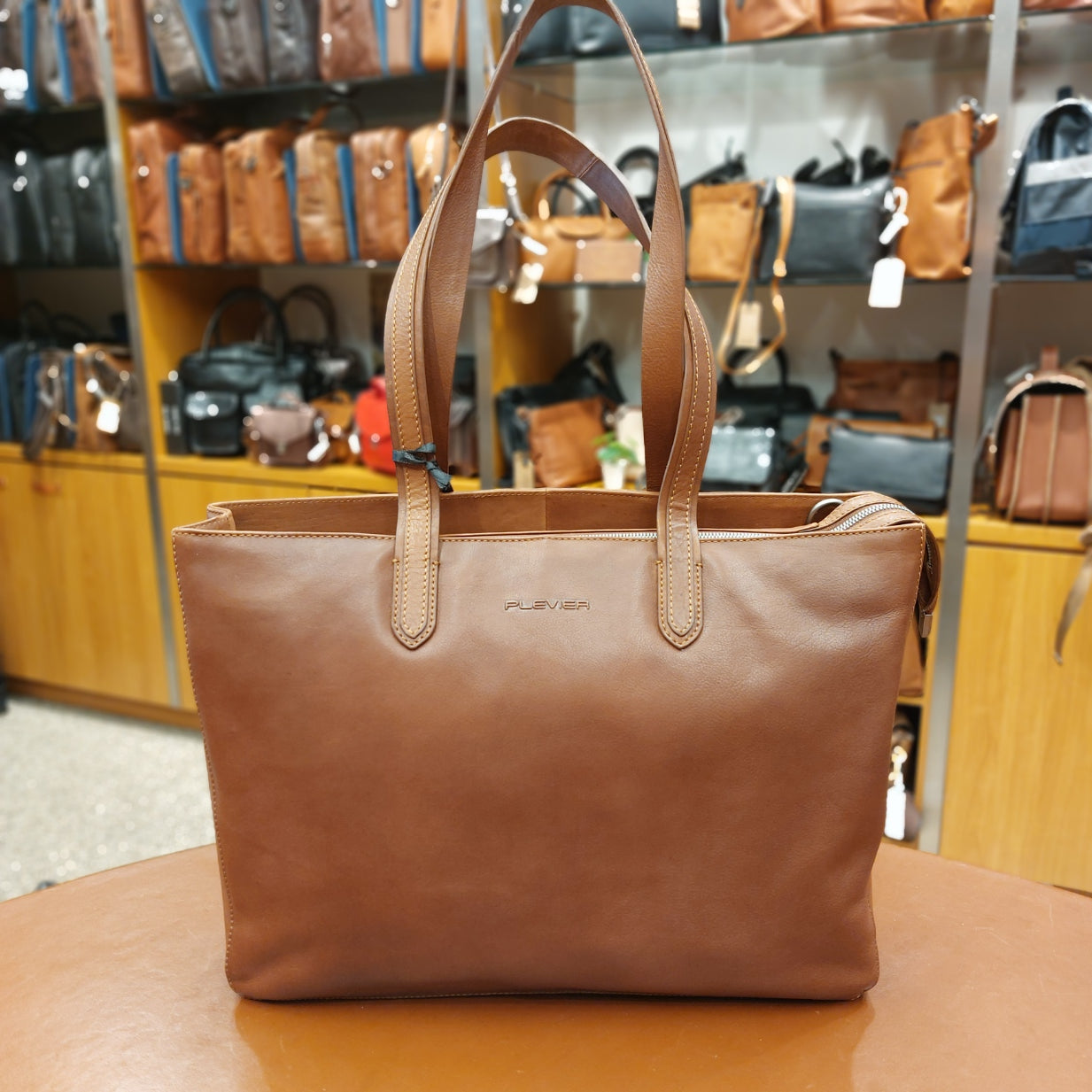 Computertas leder 16"