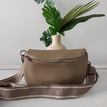Afbeelding in Gallery-weergave laden, Handtas bumbag leder
