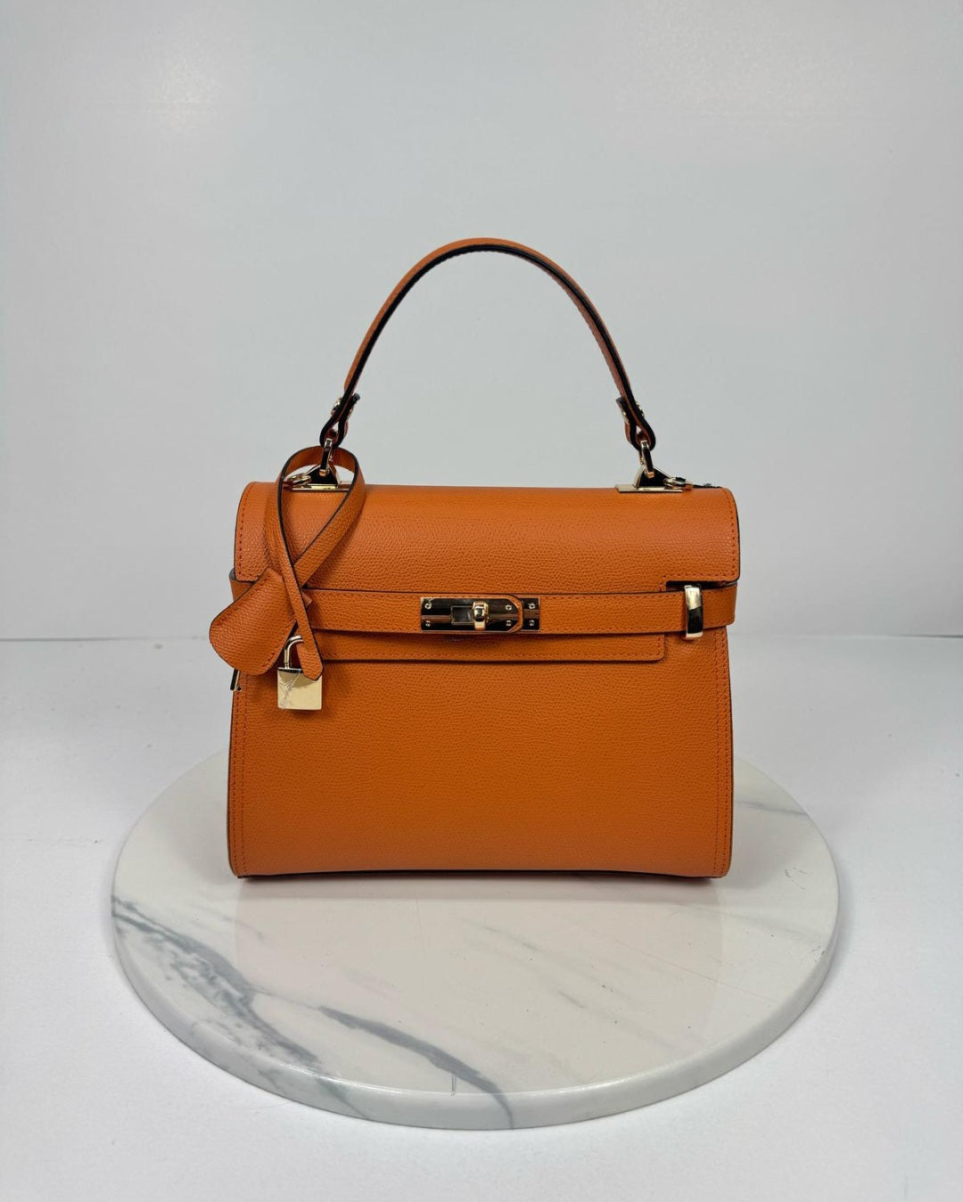 Handtas leder Carol J.