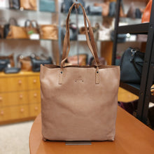 Afbeelding in Gallery-weergave laden, Shopper leder
