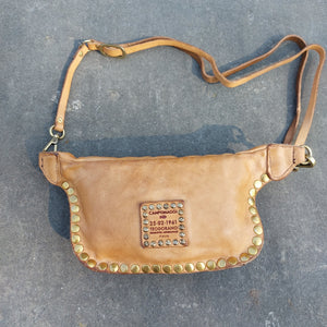 Handtasje/bumbag Campomaggi 2061