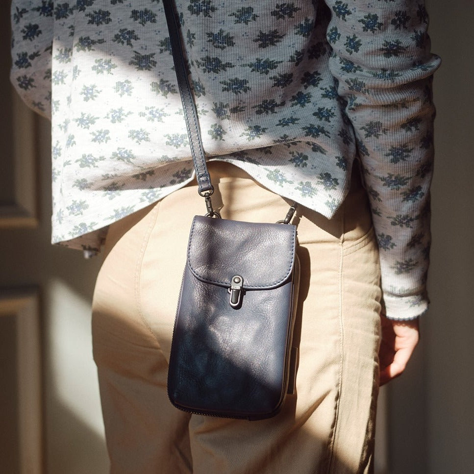 Telefoontasje/phone bag Aunts & Uncles Lemon twist