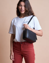 Afbeelding in Gallery-weergave laden, Handtas O My Bag Bee&#39;s box bag
