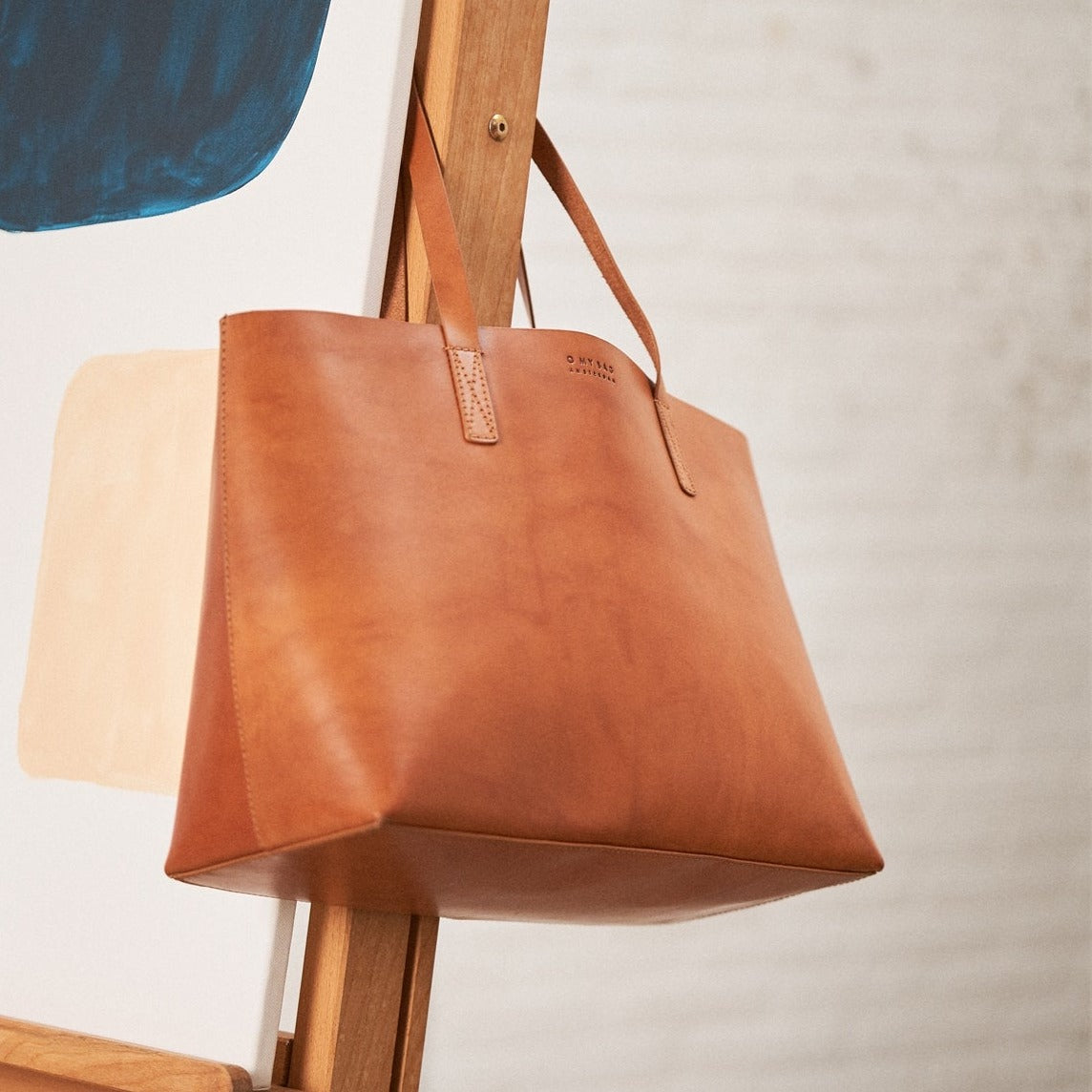 sam_shopper_cognac_SS22_7.jpg